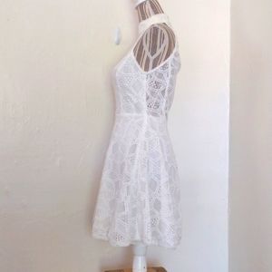 Rebecca Minkofff White Lace High Neck Sleeveless Fit & Flare Dress Size 2